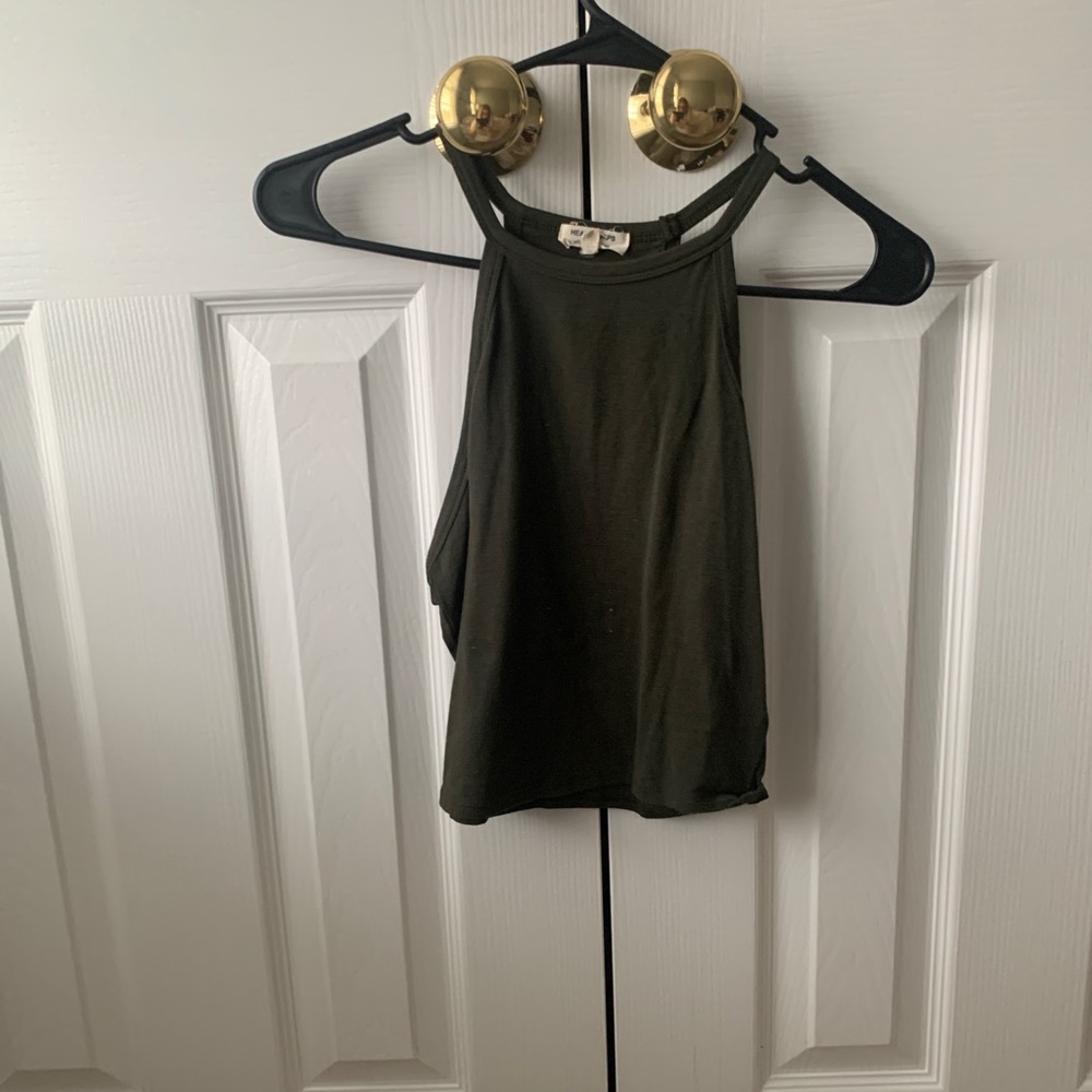 Cropped tank